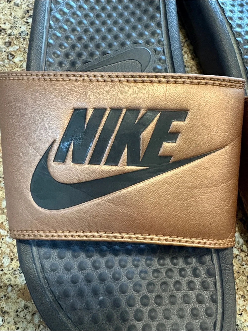Nike Rose Pink Slide Sandals - size 7